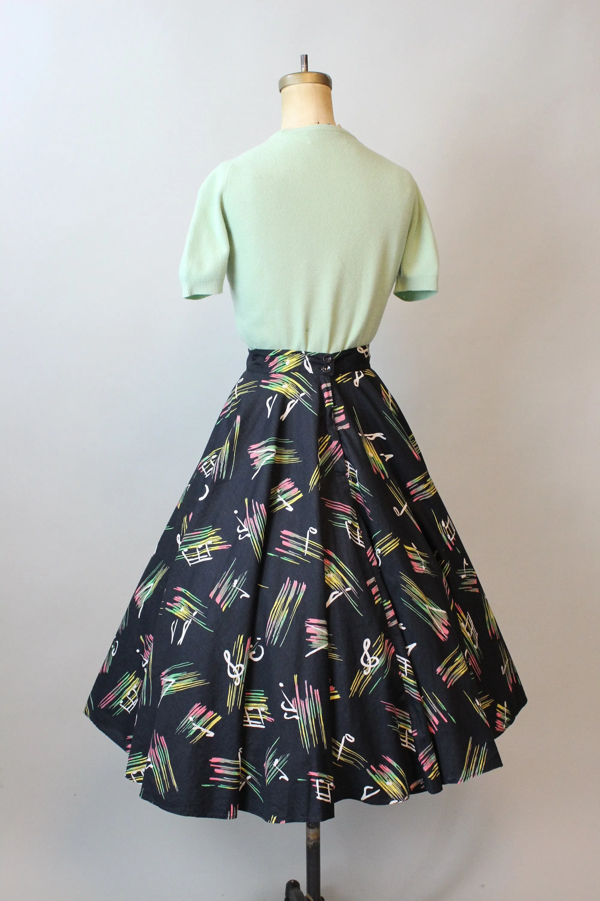 1950s MUSIC NOTES novelty print skirt small | new fall