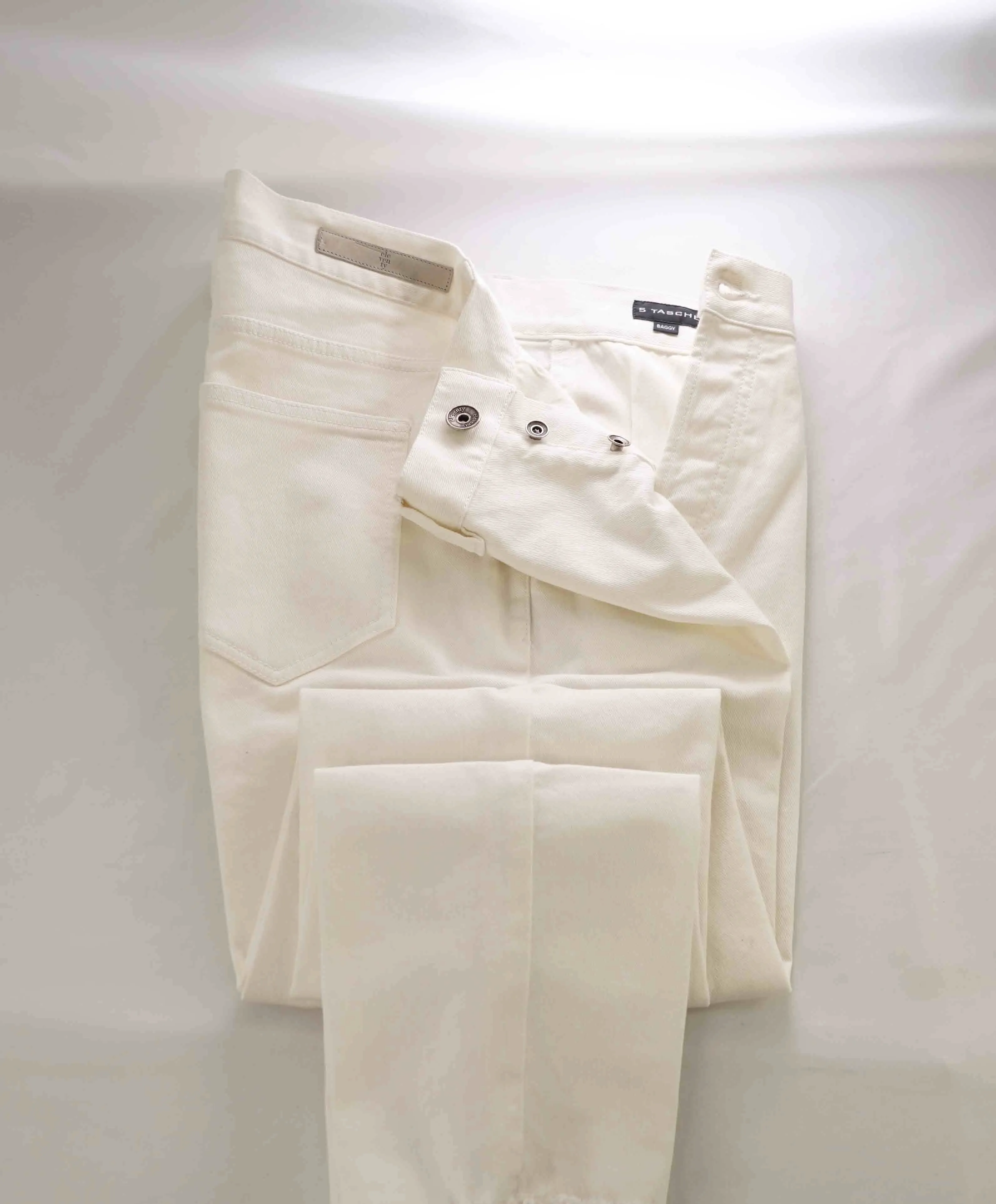 $395 ELEVENTY - Premium White Jeans W Suede Logo Details - 34W
