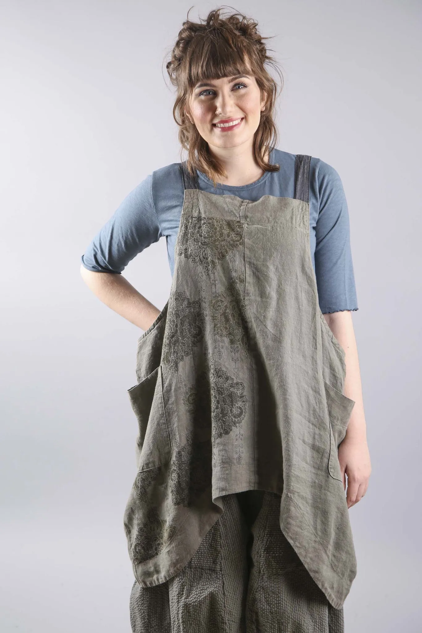 6202A Linen Stockholm Midlayer Illite Printed