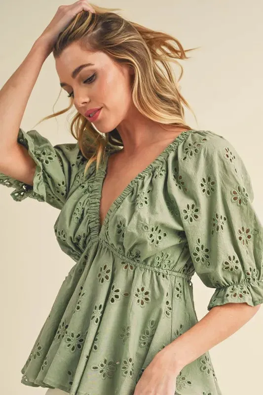 Aemi   Co Eyelet Embroidered V-Neck Half Sleeve Peplum Blouse
