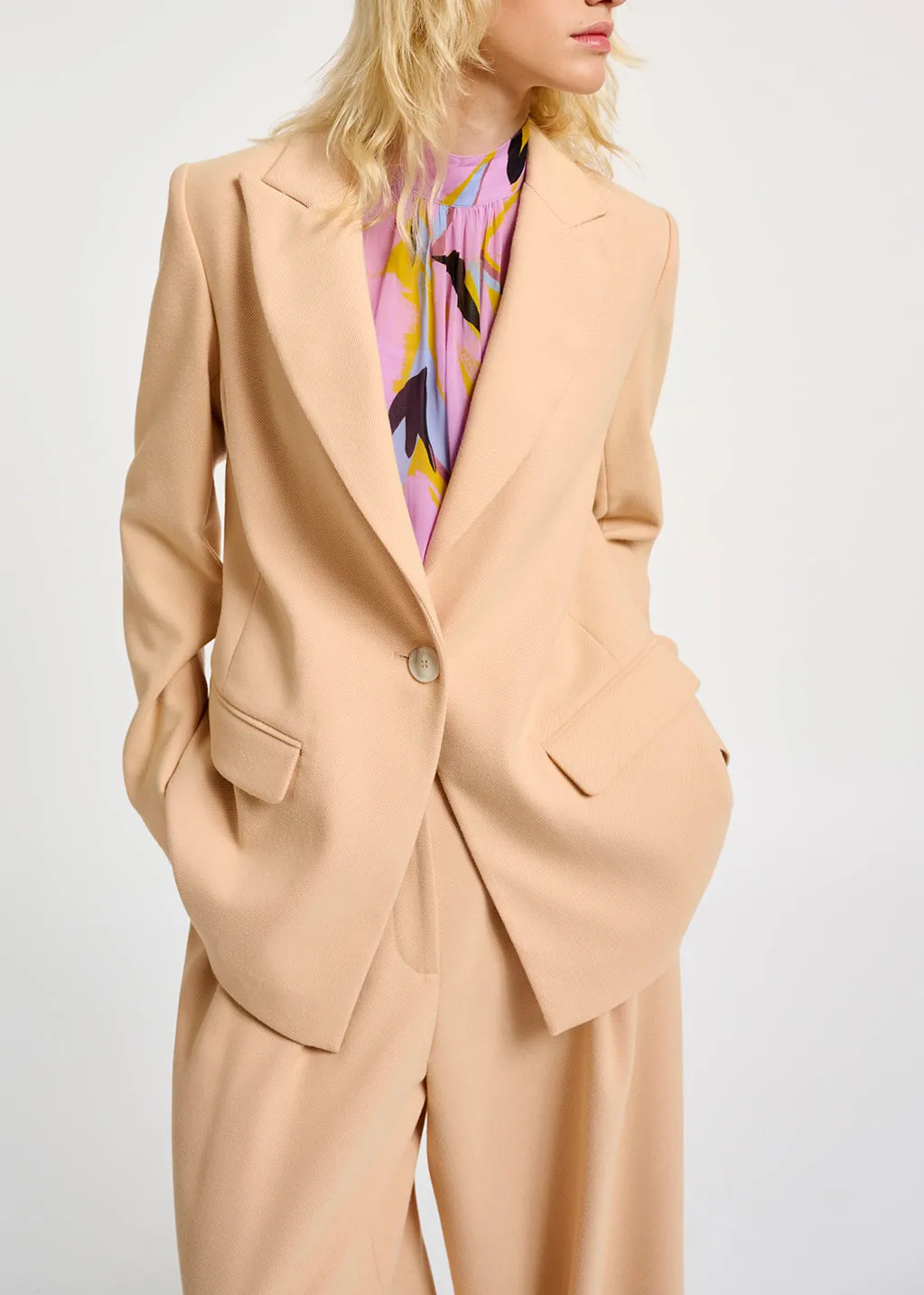 Ecru single-breasted blazer