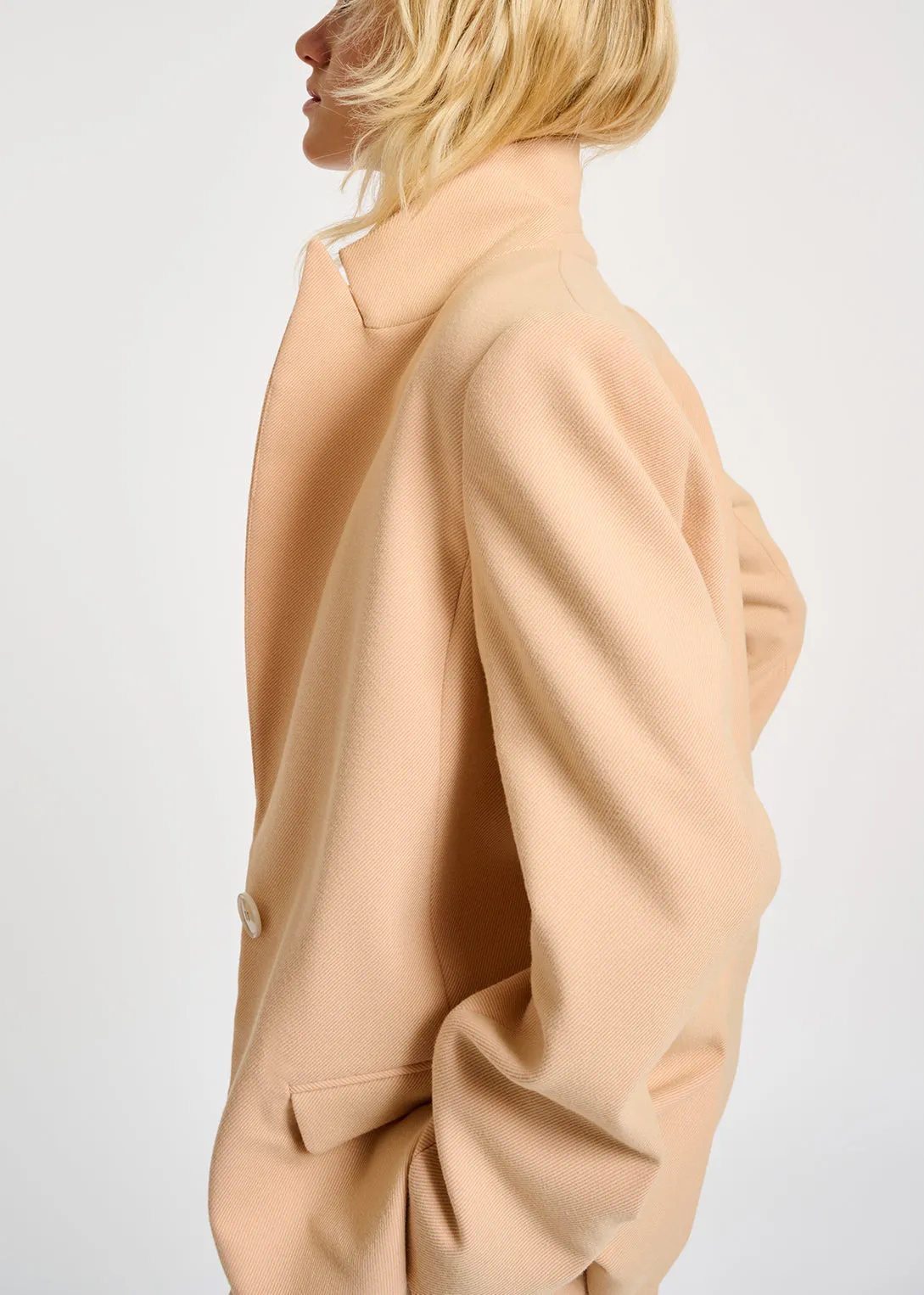 Ecru single-breasted blazer