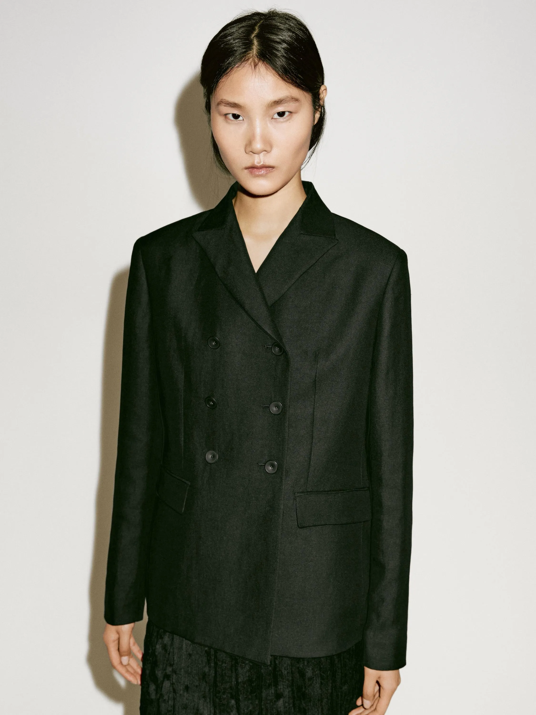 Fitted double-breasted blazer