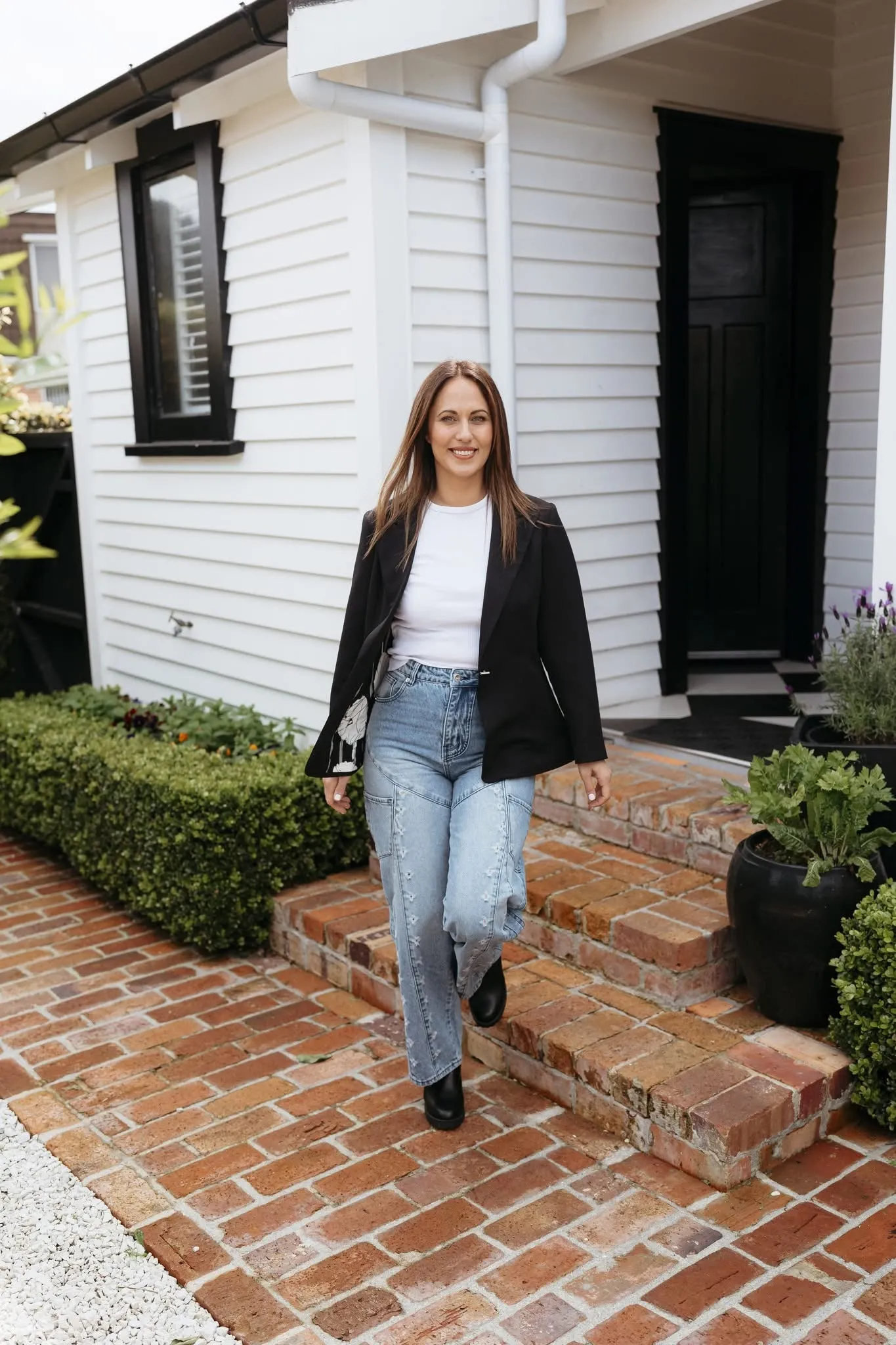 Flora Blazer 	Black