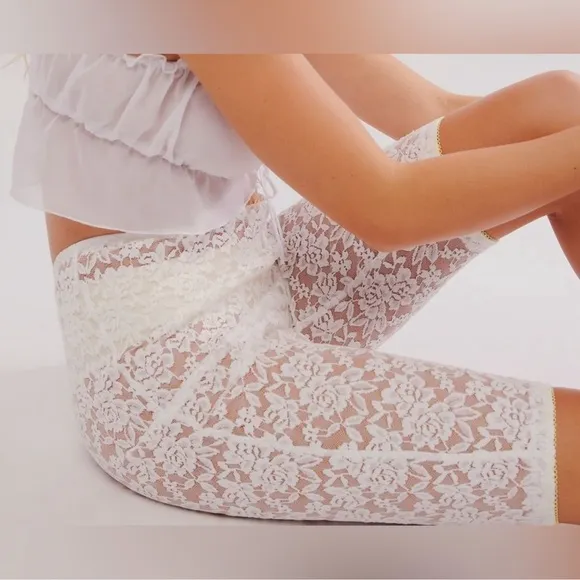 Free People All Day Lace Capris Ivory / White XS