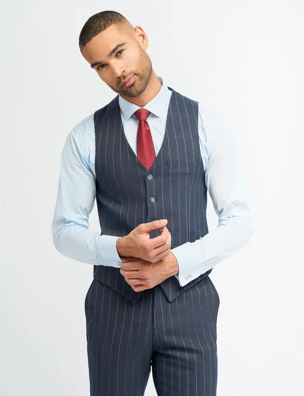 INVINCIBLE – NAVY 3 PIECE PINSTRIPE SUIT TAILORED FIT