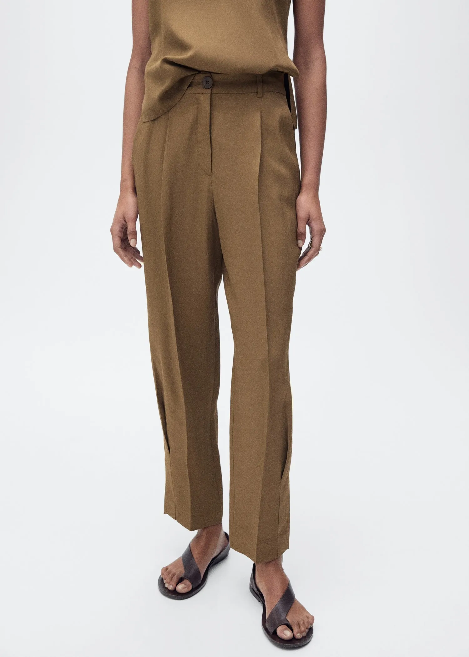 Linen-blend pleated trousers