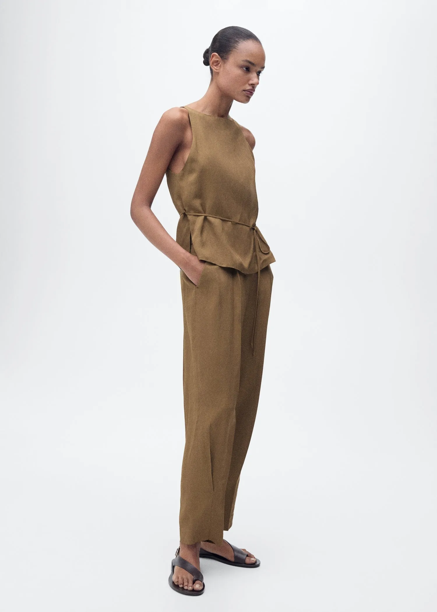 Linen-blend pleated trousers