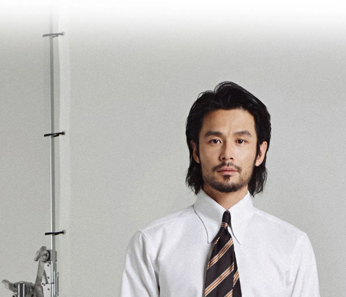 Long Pointed Collar White Shirt