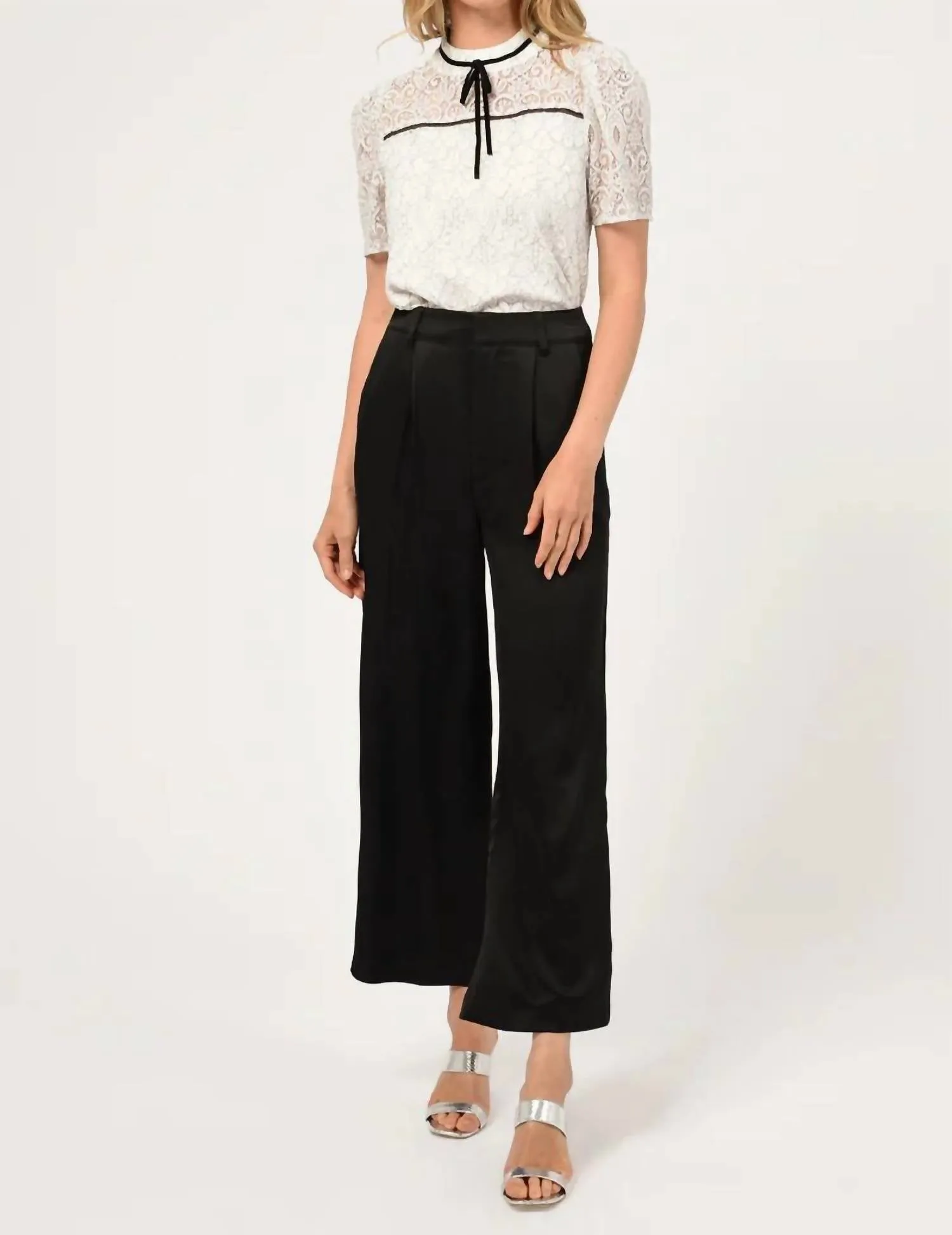 Lucia Pleat Front Wide Leg Trousers In Black