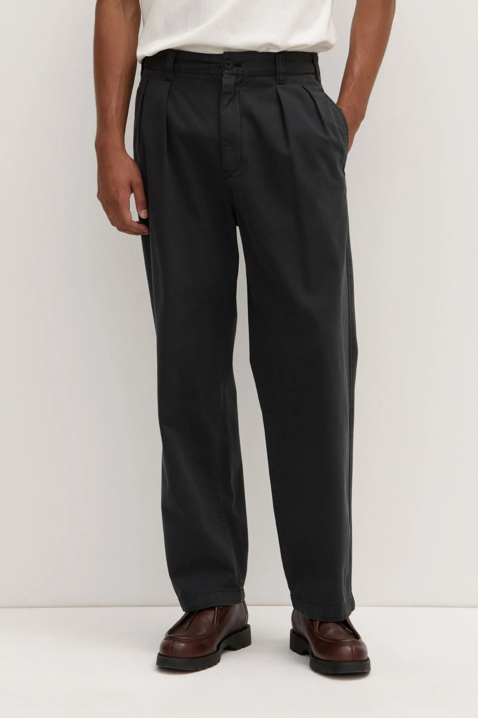 Miles Pleated Chino