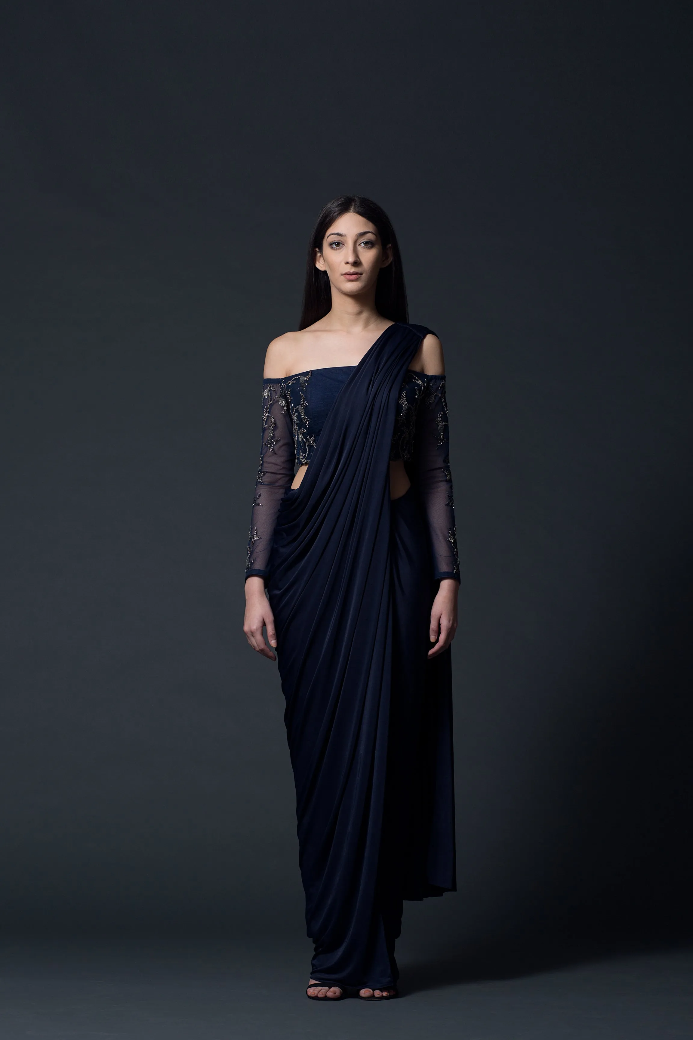 NAVY SARI DRAPE