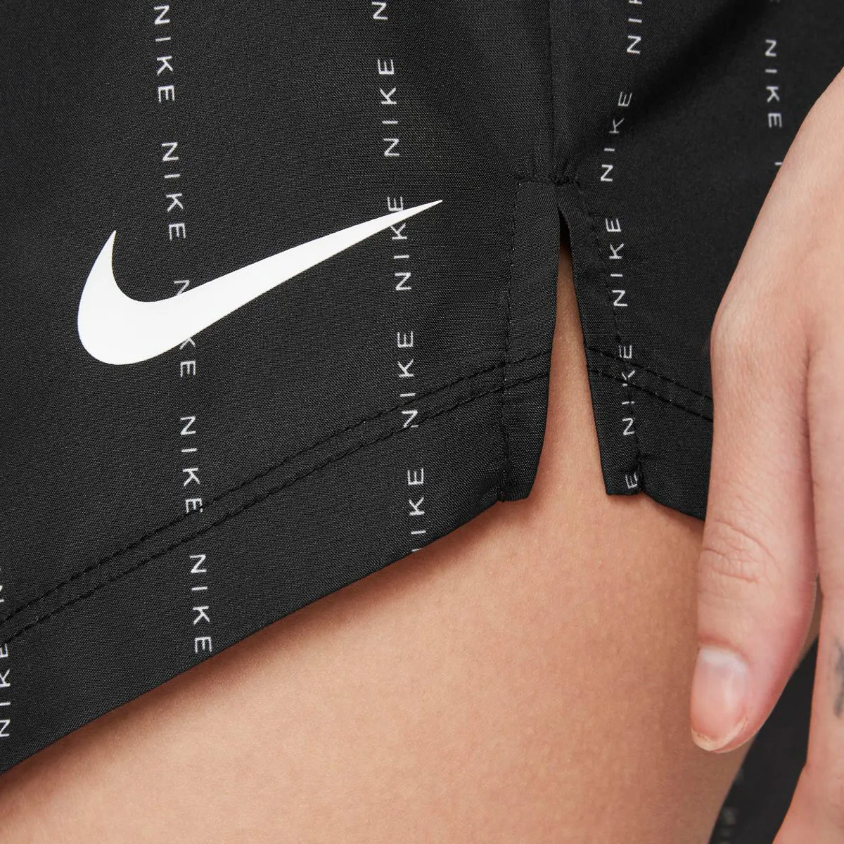 Nike Dri-FIT Tempo Luxe Icon Clash Short