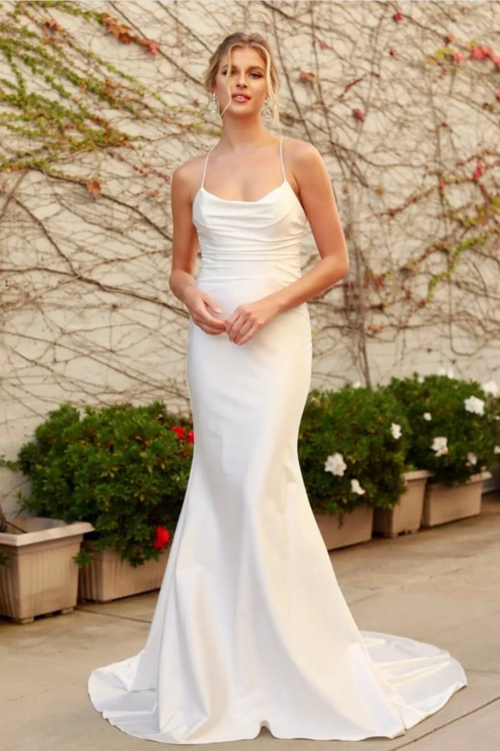 Nox Anabel Evening Gowns R472