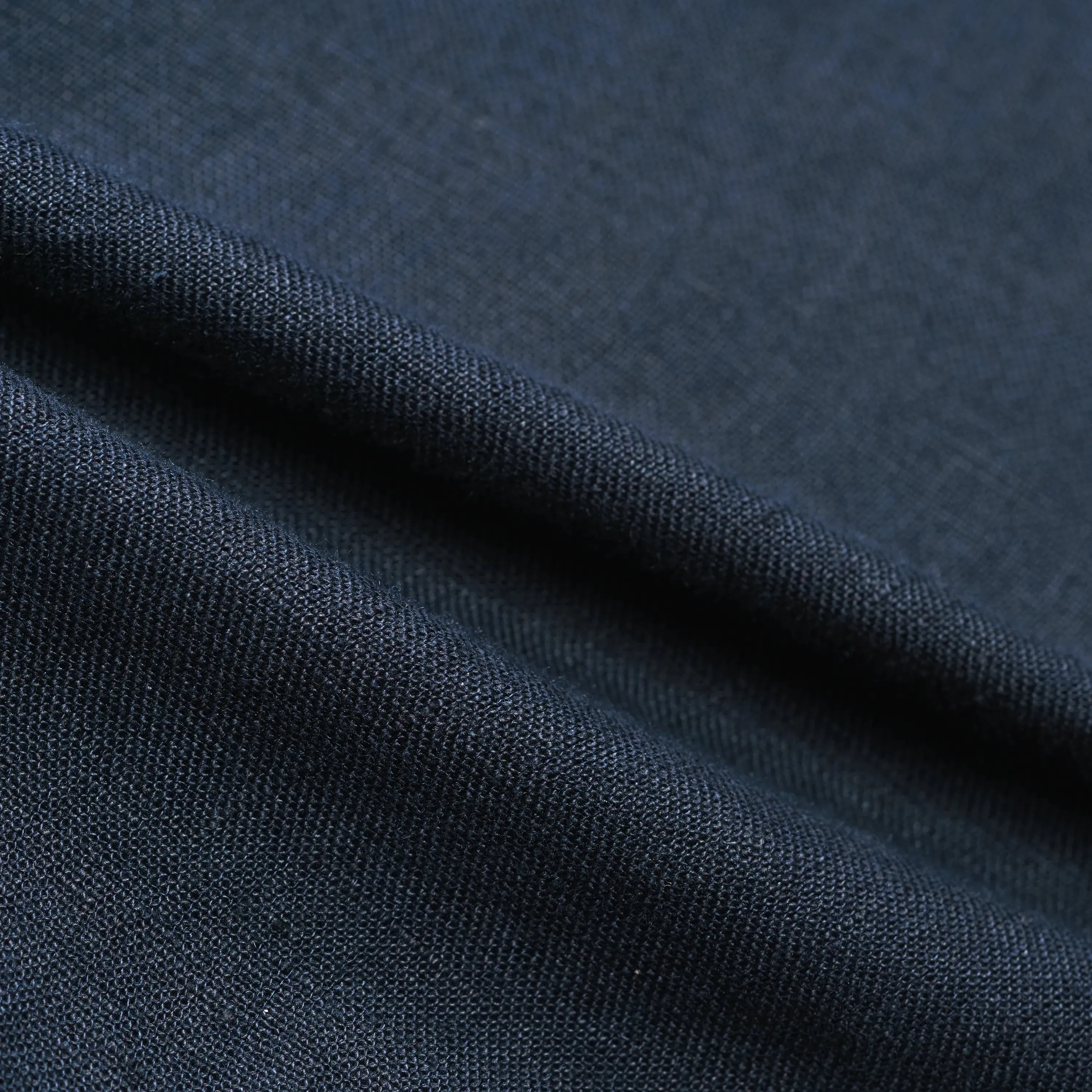 PLEATED LINEN TROUSERS
