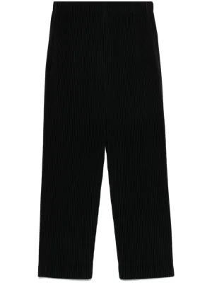 Pleated straight trousers