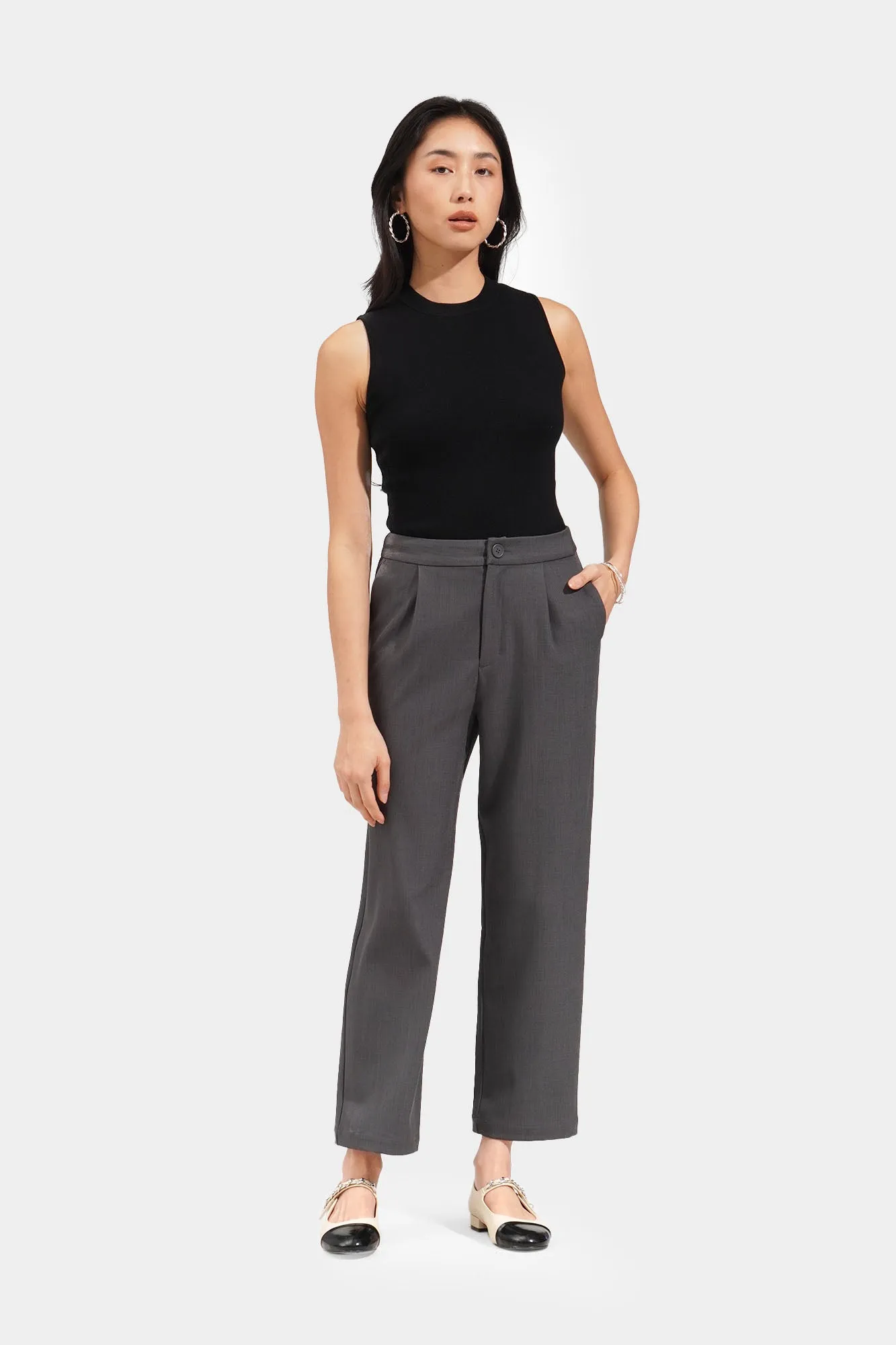 Pleated Tapered Trousers