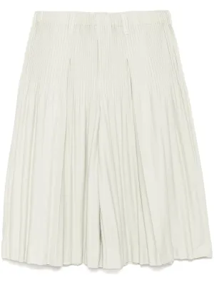 Pleated trousers