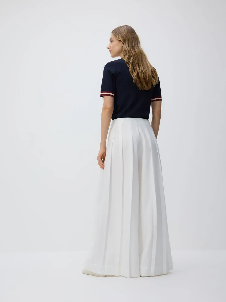 Pleated trousers
