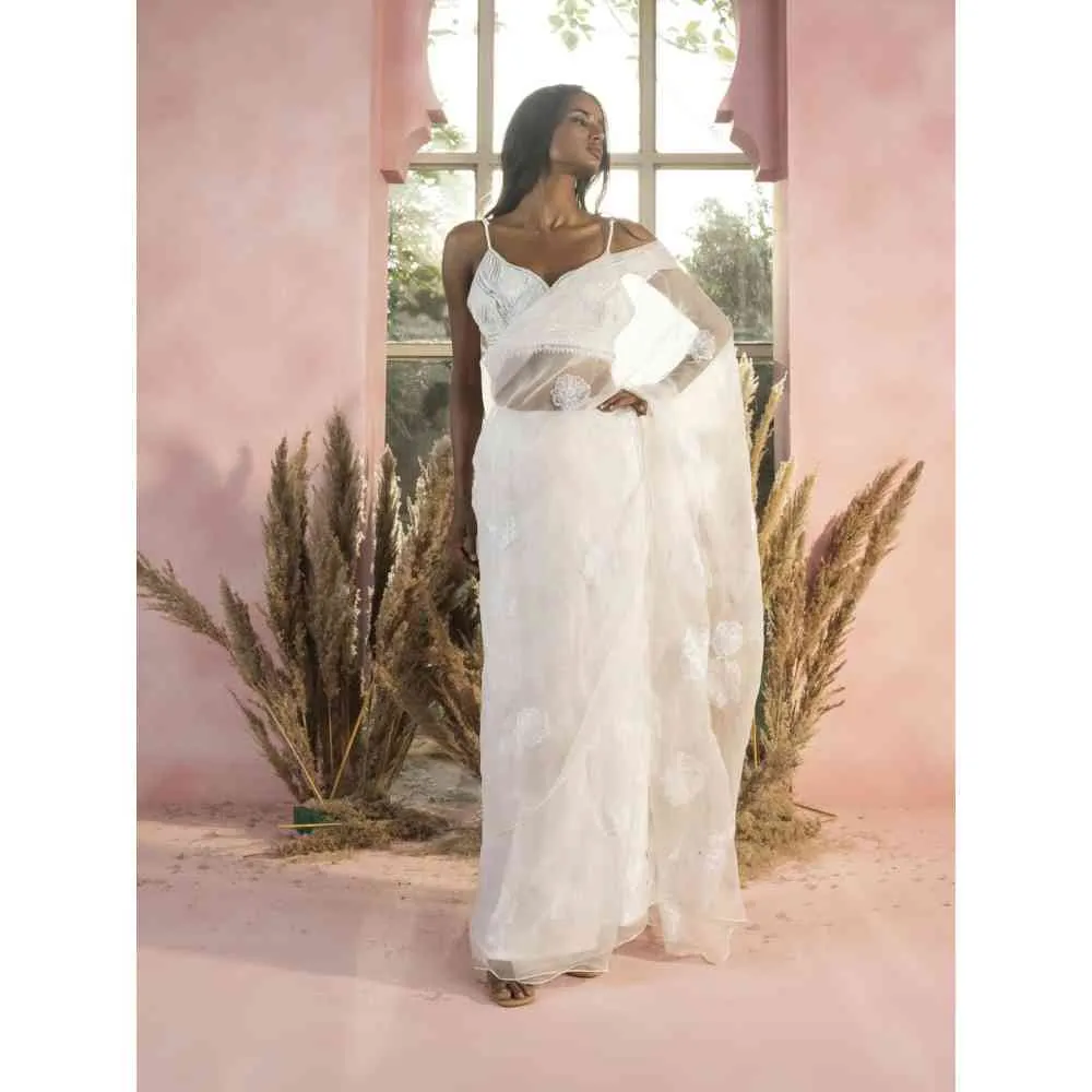 Saanjh by Lea Aarna White Embroidered Organza Pre-Stitched Saree