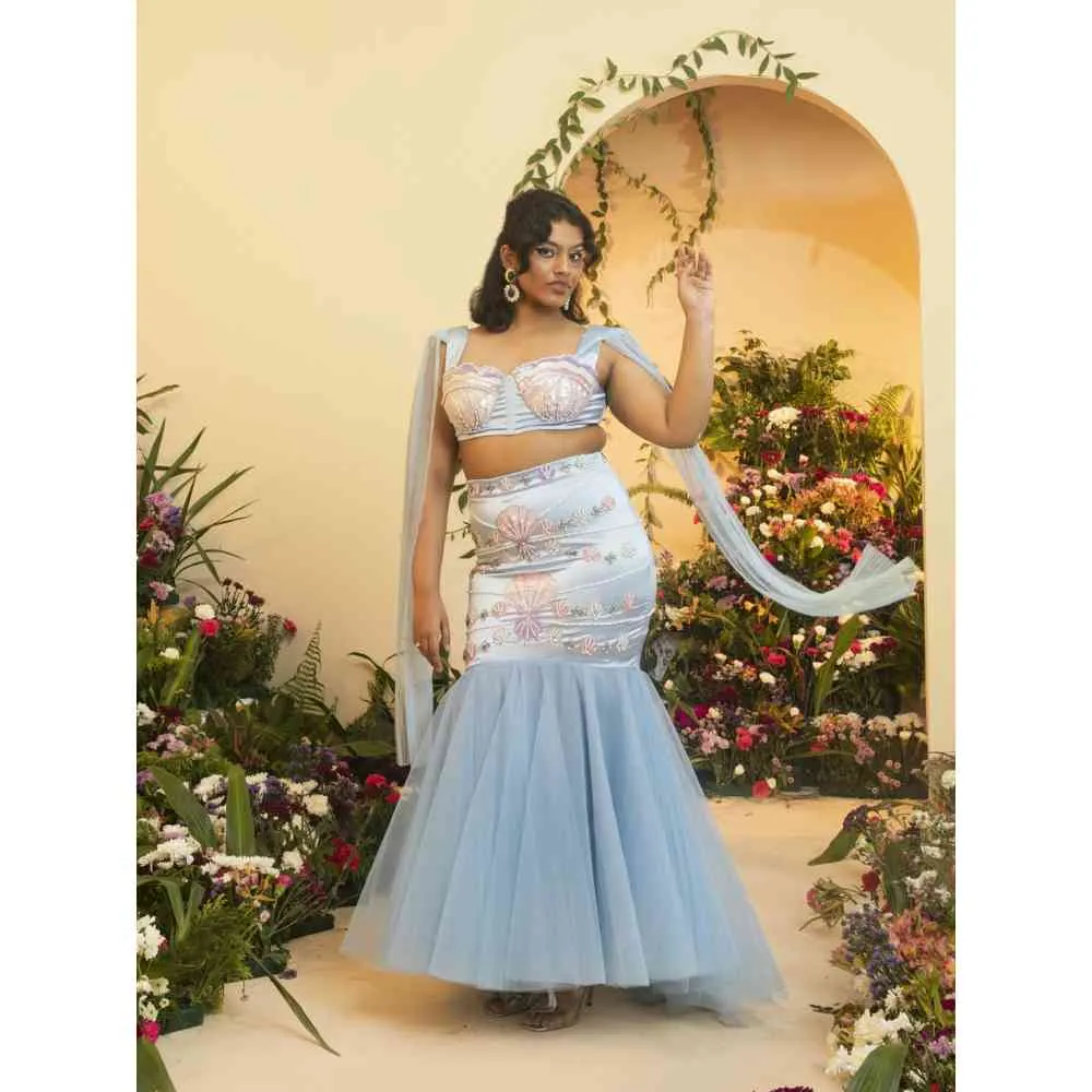 Saanjh by Lea Riana Mermaid Hand-Embroidered Lehenga Skirt