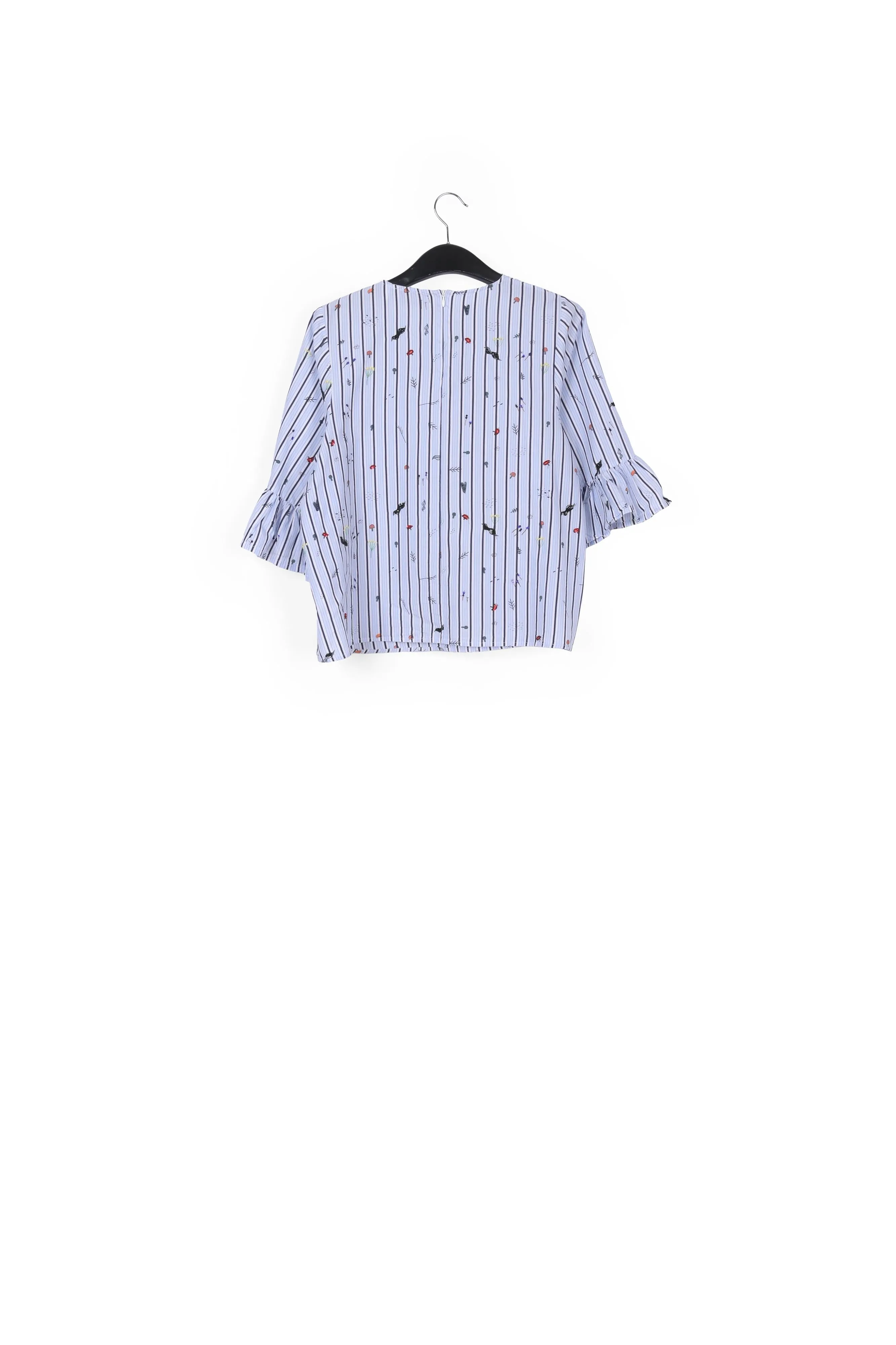 Short sleeved top