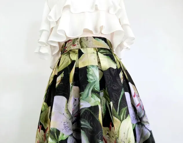 simple printed high-waisted skirts