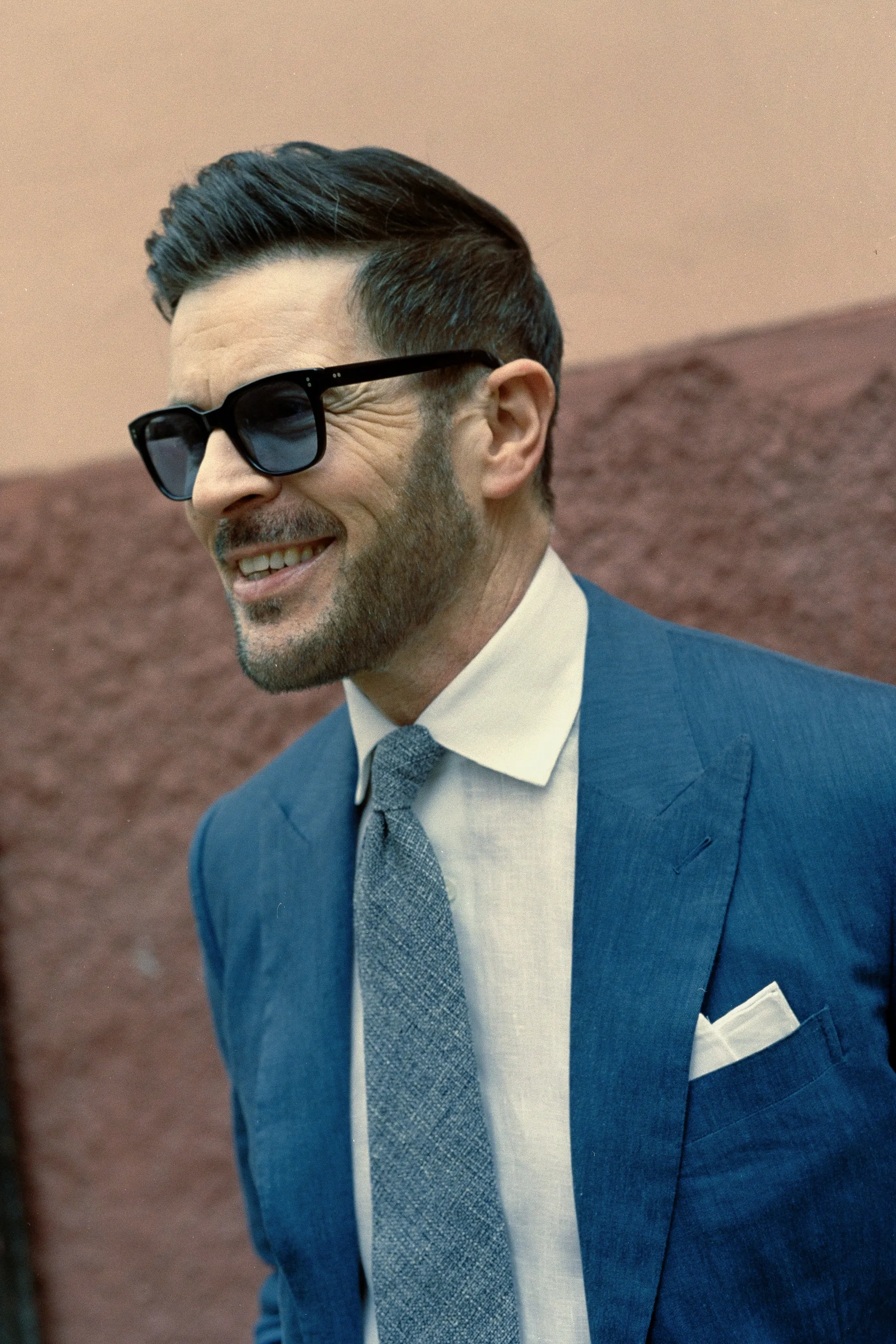Single Breasted Peak Lapel Suit in Mid Blue Wool Linen