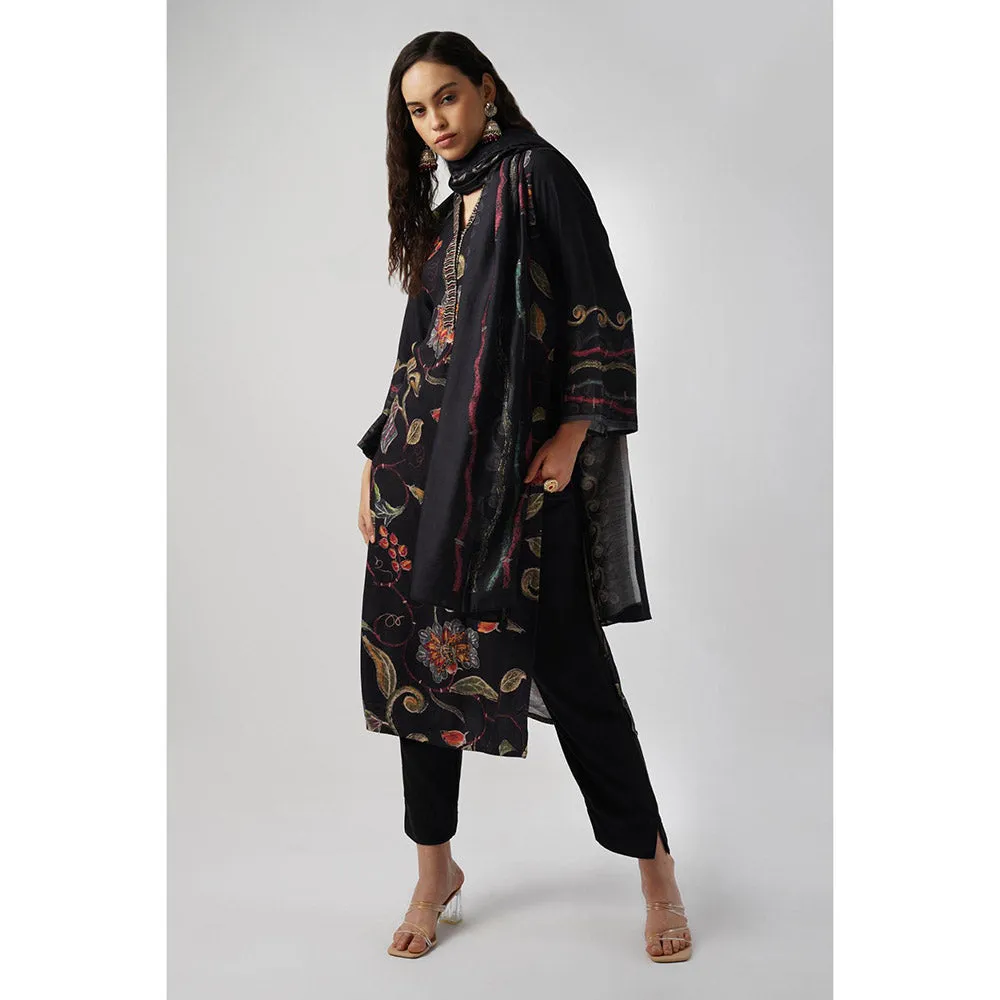 TAHILIYA Women Black Kurta with Pant and Dupatta (Set of 3)