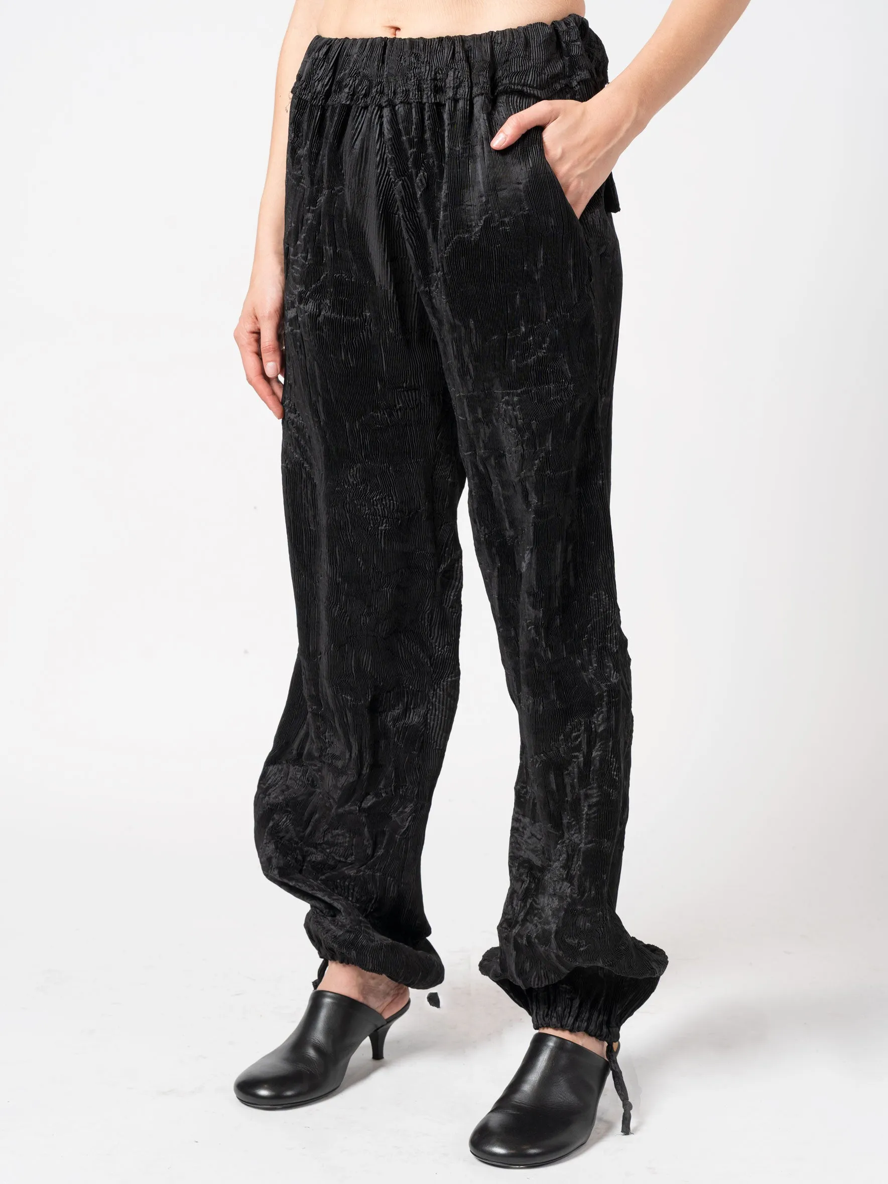 Textured Pleated Trousers