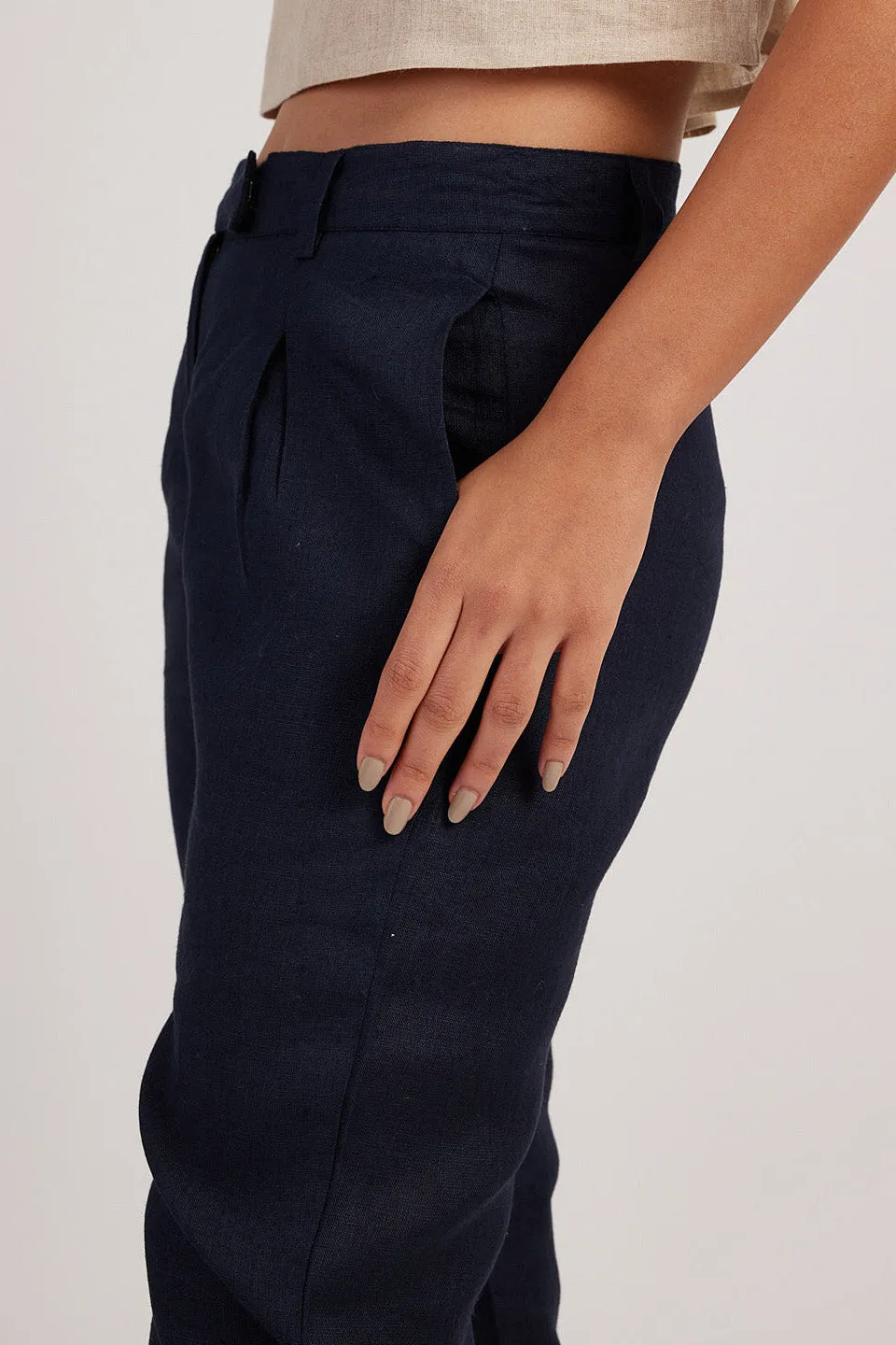The Linen Pleated Trousers