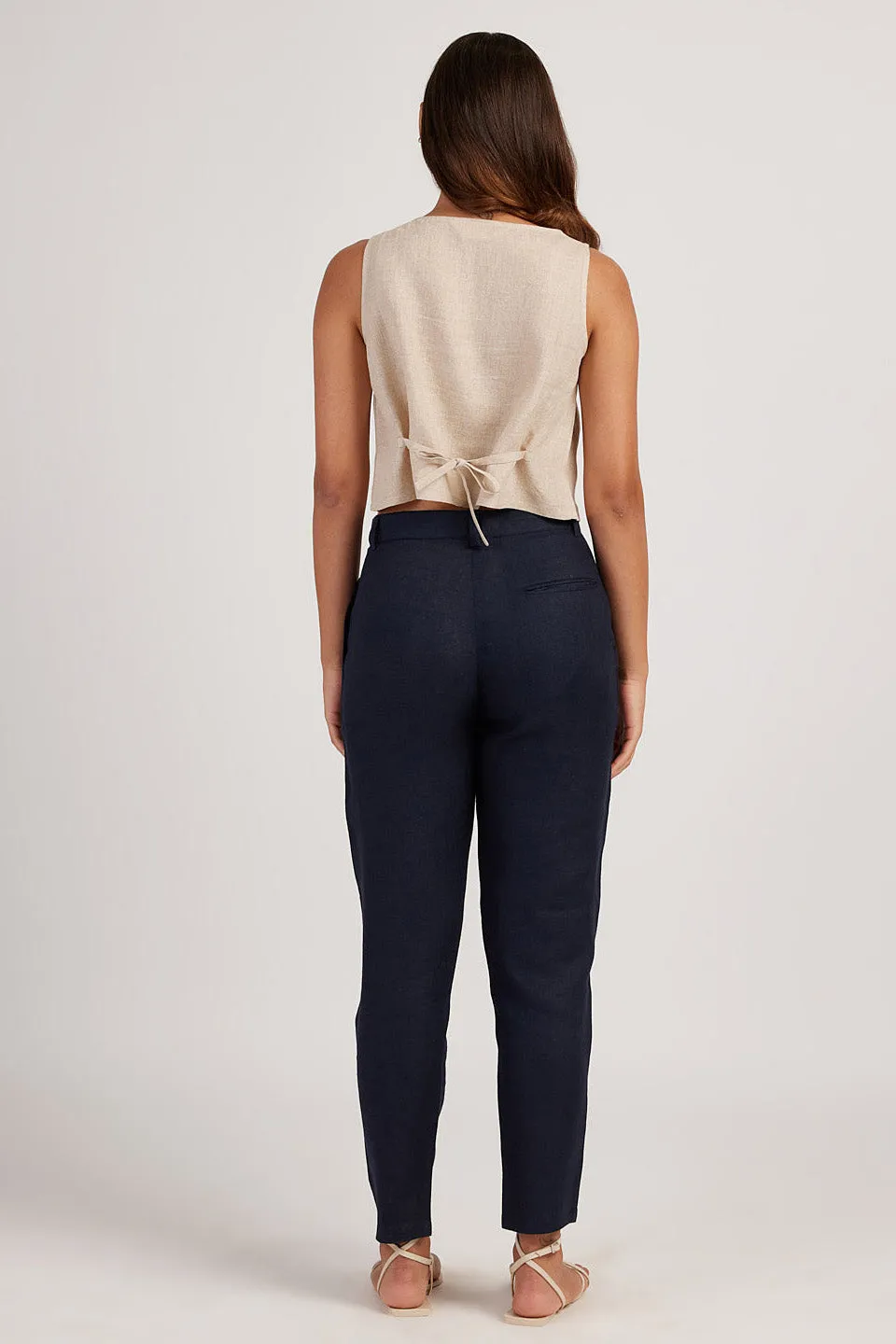 The Linen Pleated Trousers