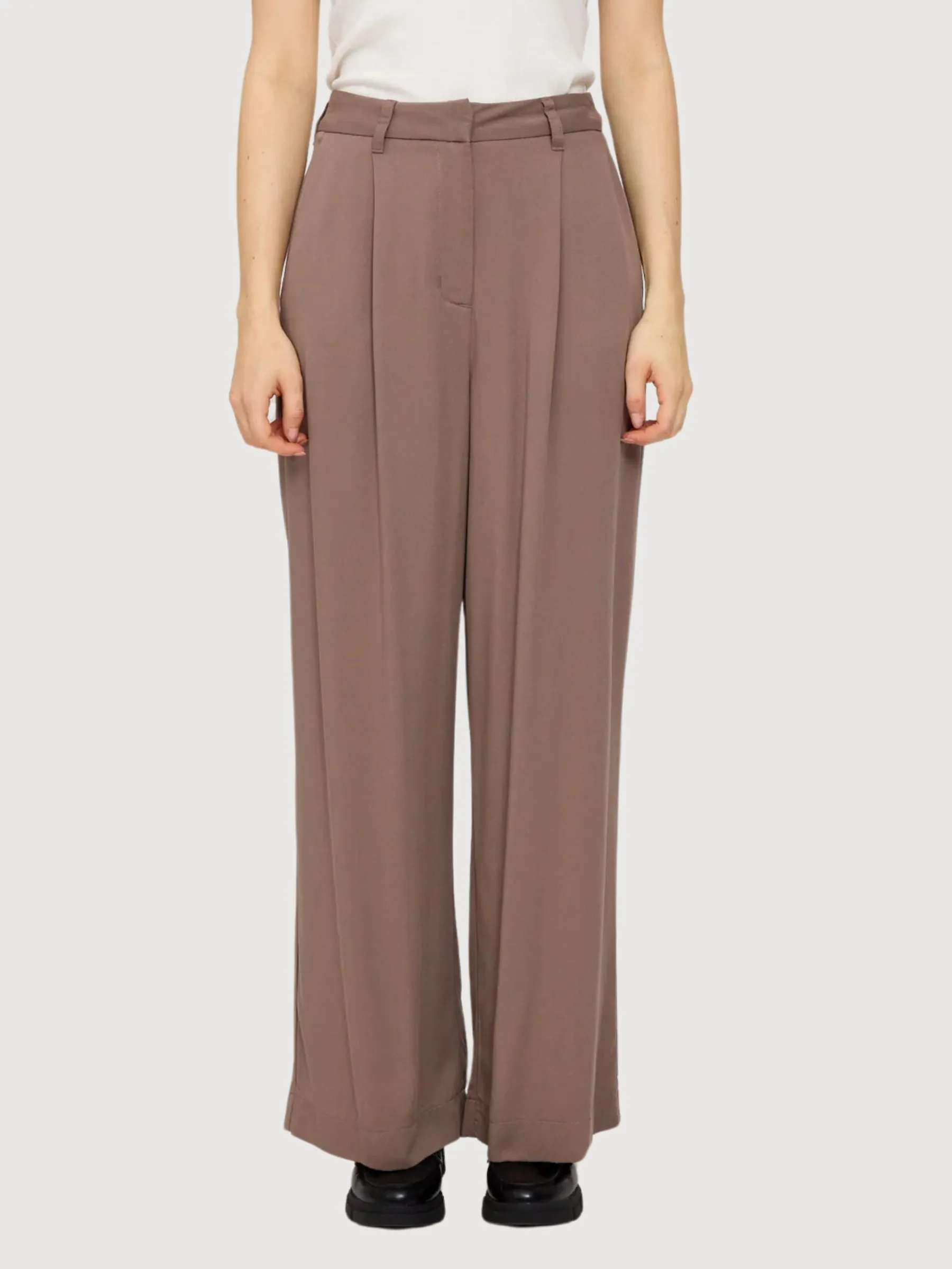 Trouser Pleated Brown Woman Viscose | Mazine