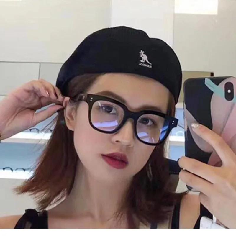 Versatile Kangaroo Wool Painter's Beret Hat