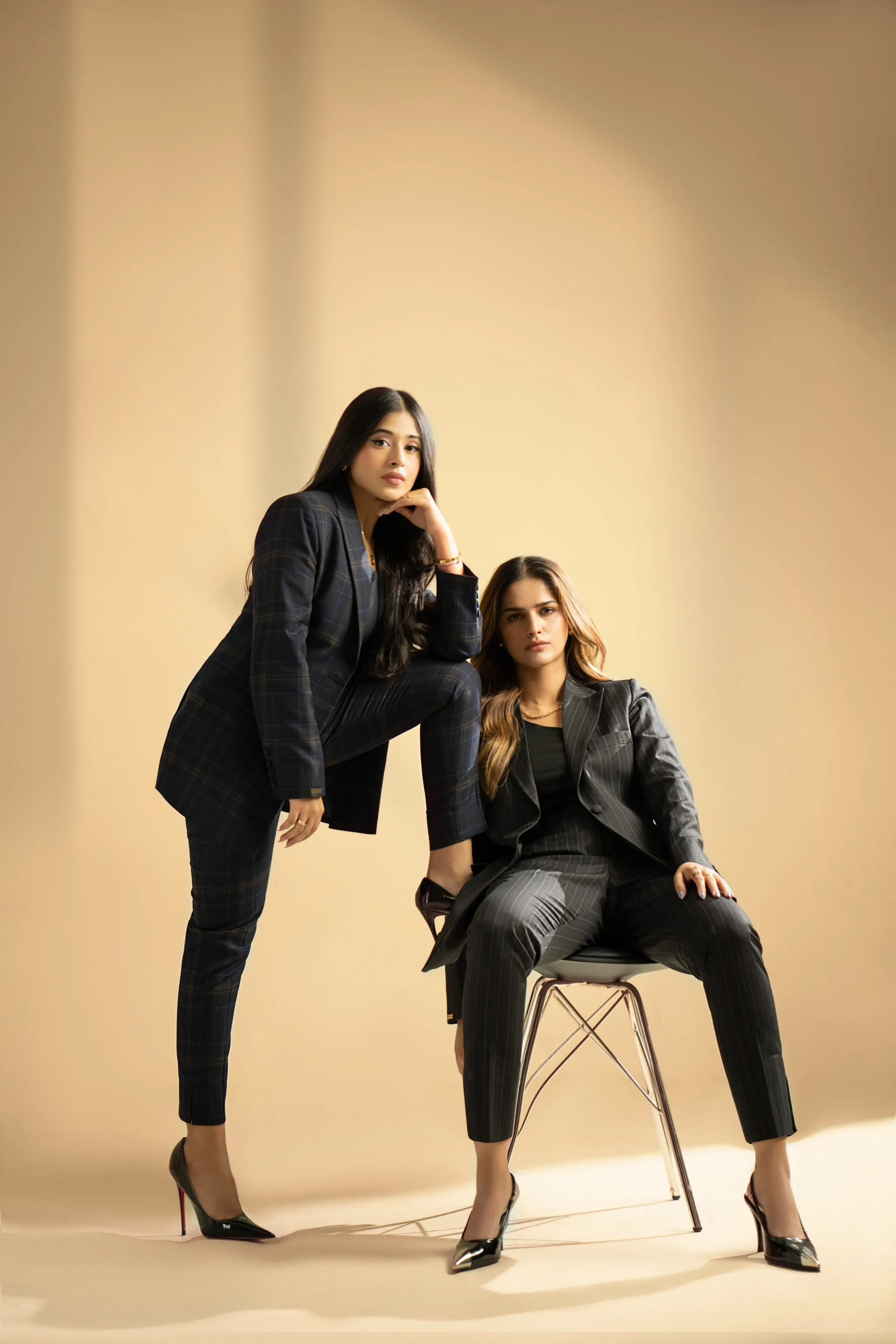 Victoria - Executive Suit (Limited Edition)