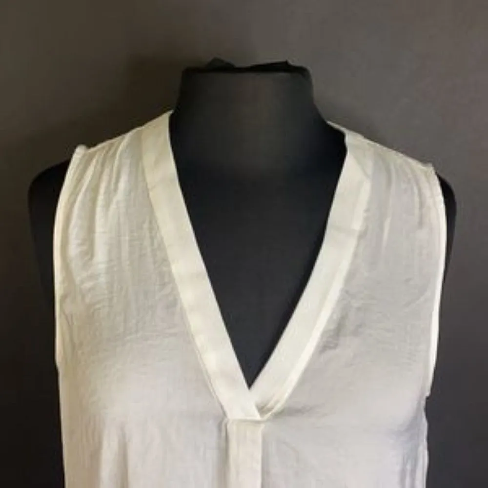 Vince Camuto Sleeveless Rumple Ruffle Blouse, Size X-Small - White