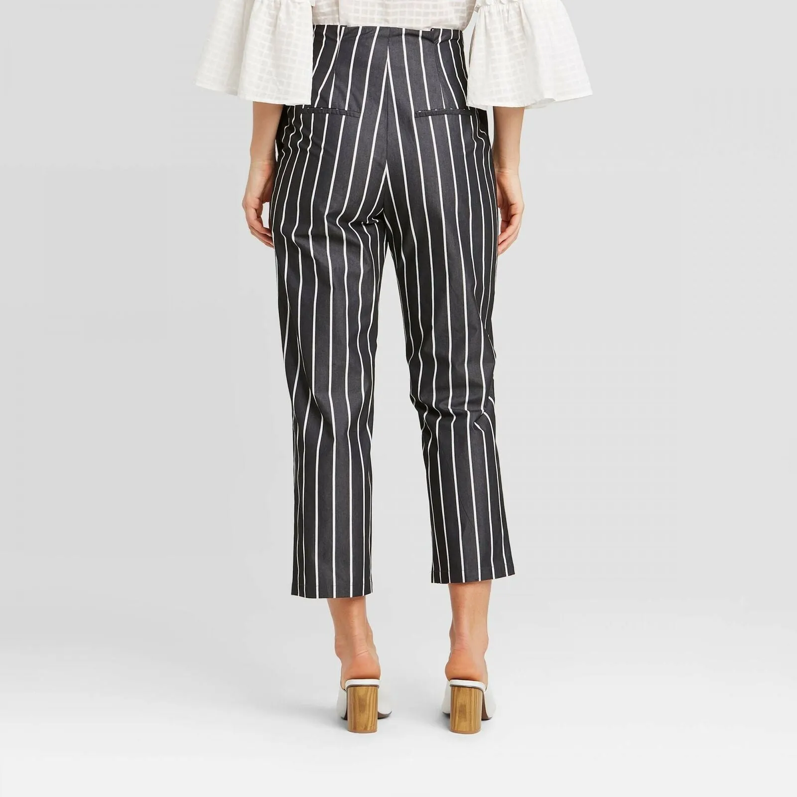 Who What Wear Women's Striped High Rise Cropped Straight Trousers