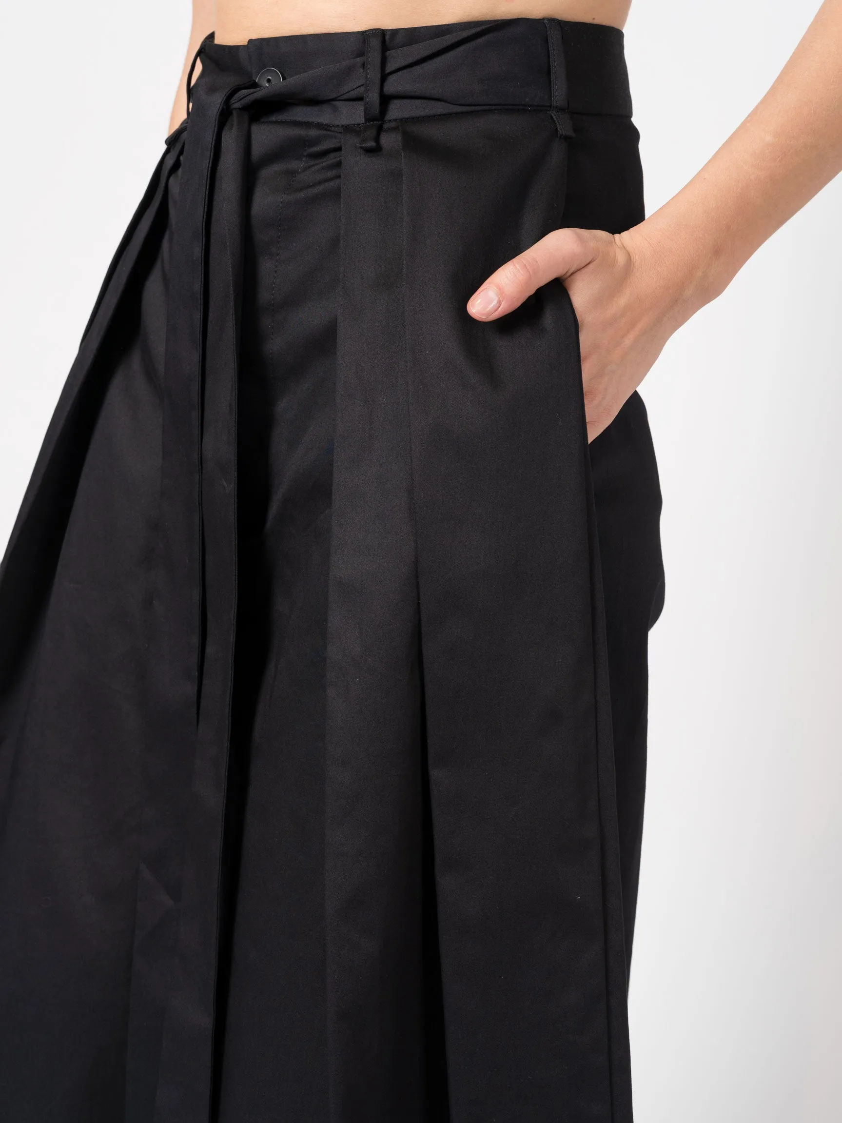 Wide-Leg Pleated Trousers